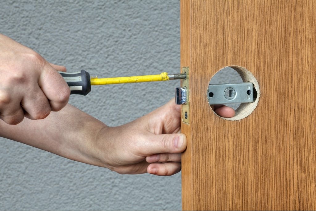 commercial lock installation