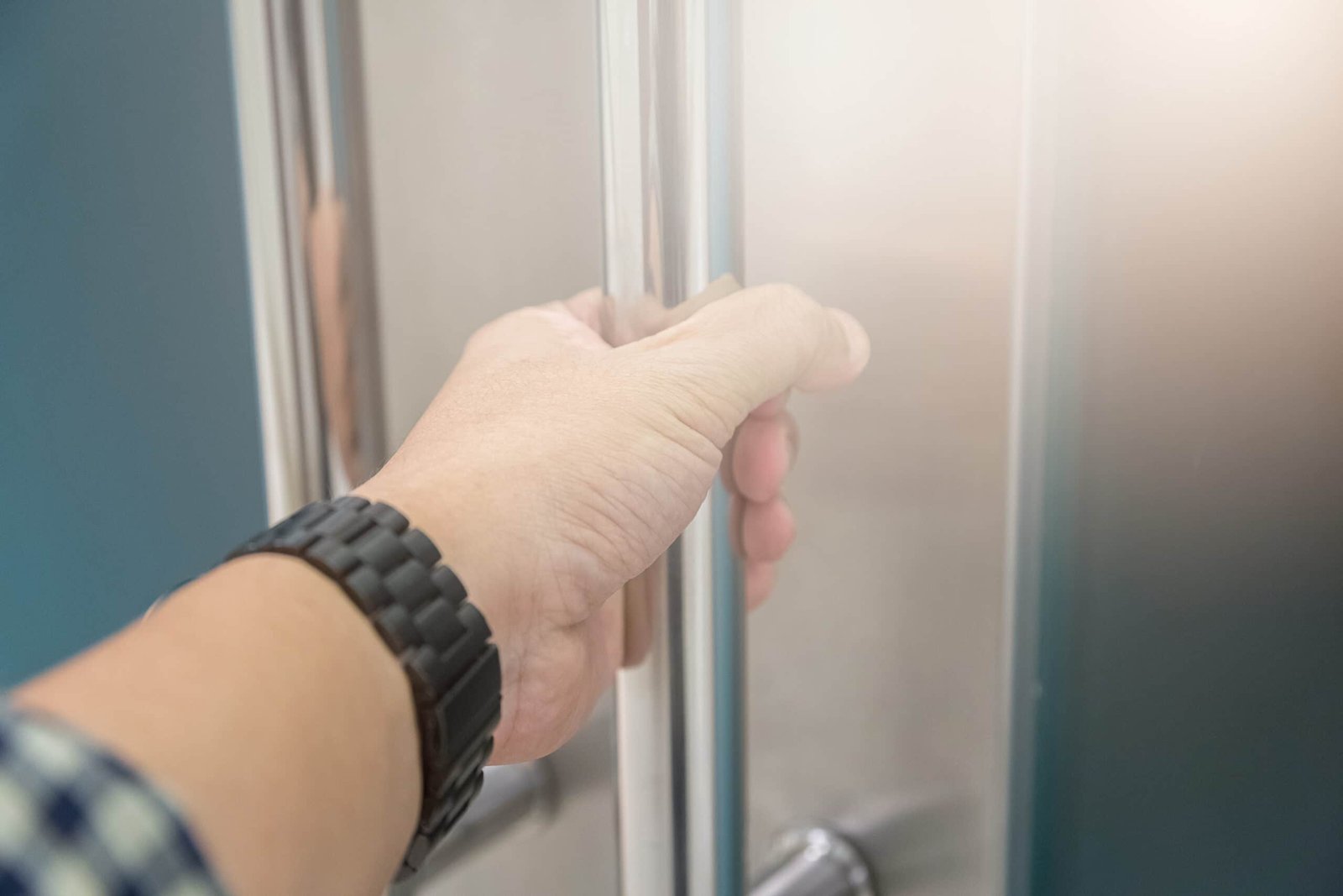 commercial key extraction